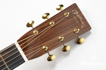 OM-28E Modern Deluxe